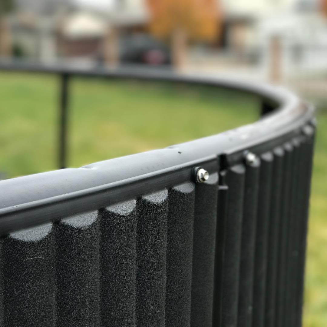 How to Build a Retaining Wall for a Trampoline 