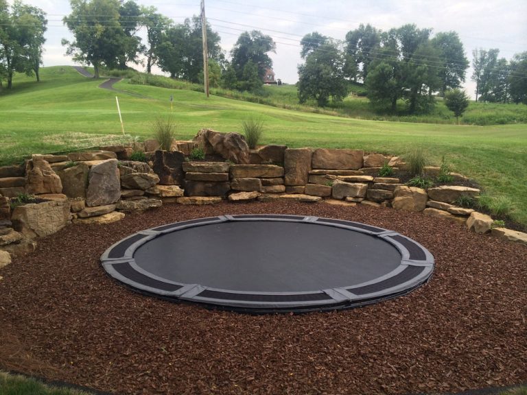 14’ Round TDU Trampoline with Vented Pad & Retaining Wall Bundle Trampoline Holes Utah